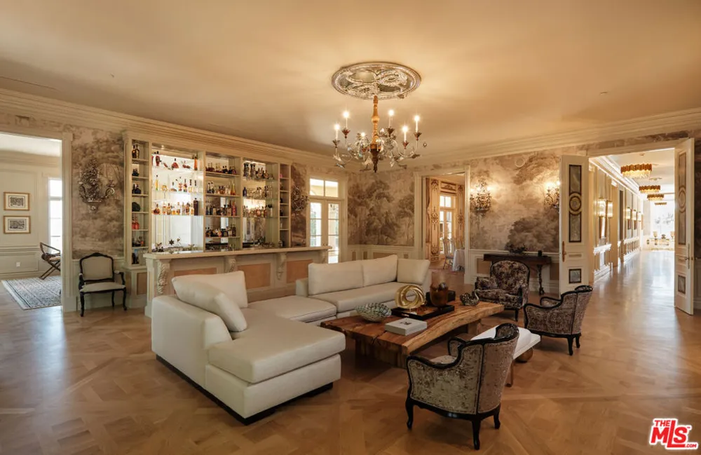1420 Davies Drive Beverly Hills, CA 90210