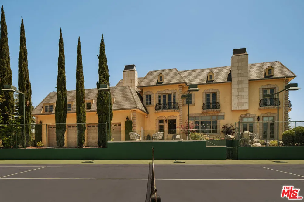 1420 Davies Drive Beverly Hills, CA 90210