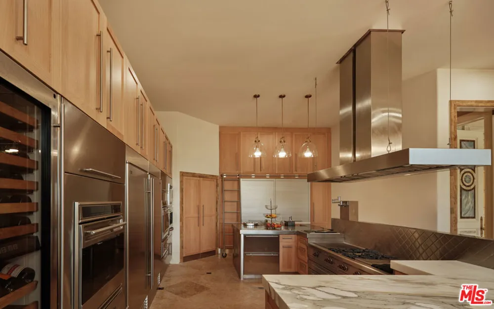 1420 Davies Drive Beverly Hills, CA 90210