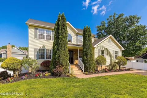 374 Mounts Mills Road