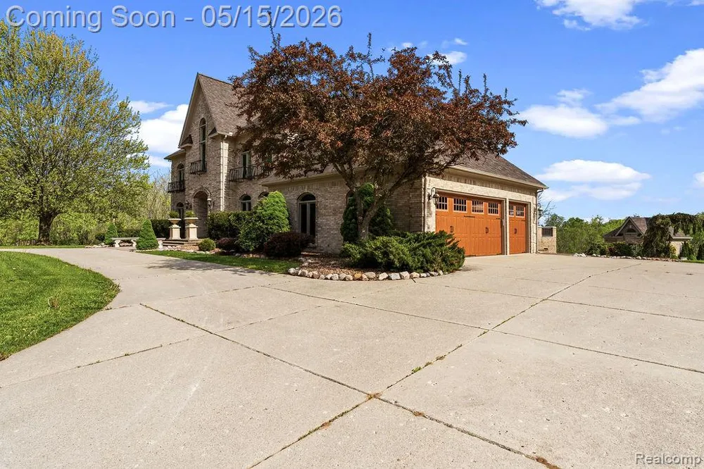 7374 Fox Hill Lane Salem Township, MI 48168