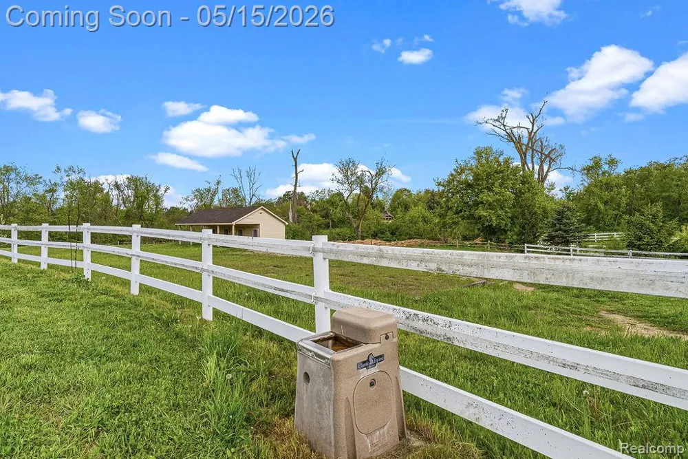 7374 Fox Hill Lane Salem Township, MI 48168