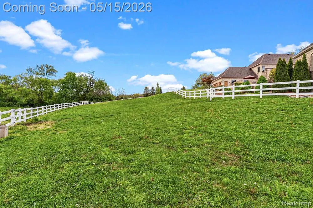 7374 Fox Hill Lane Salem Township, MI 48168