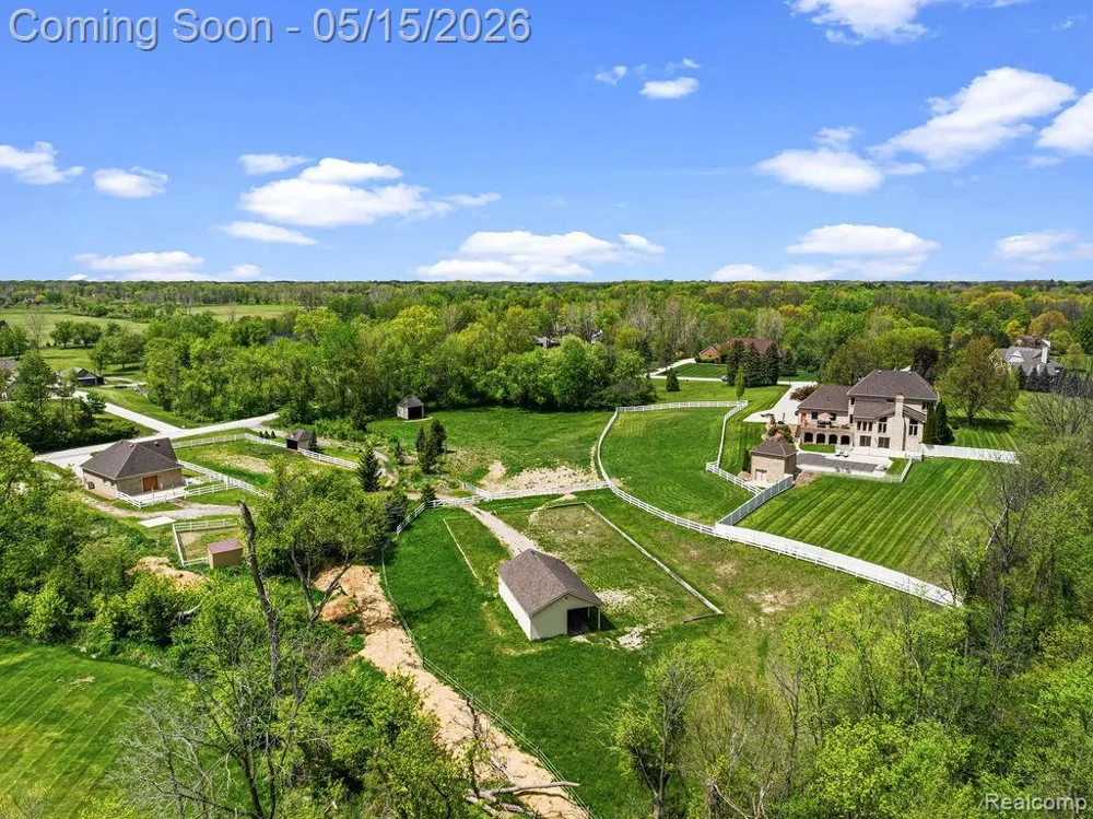 7374 Fox Hill Lane Salem Township, MI 48168