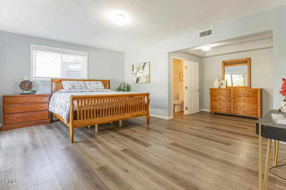 10272 Willow Springs Lane Sunland, CA 91040