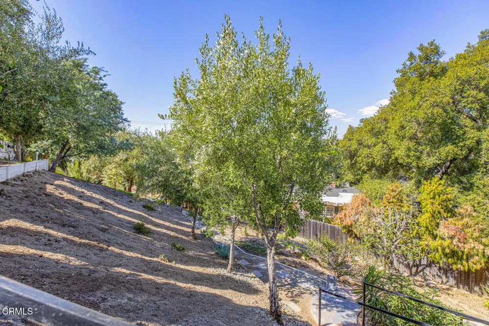 10272 Willow Springs Lane Sunland, CA 91040