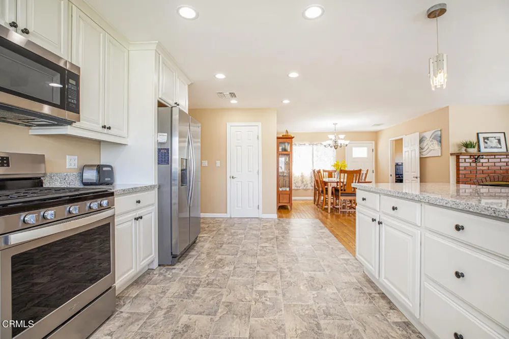 10272 Willow Springs Lane Sunland, CA 91040