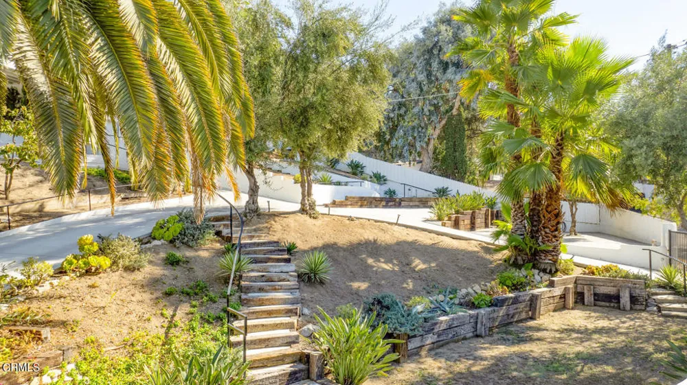 10272 Willow Springs Lane Sunland, CA 91040
