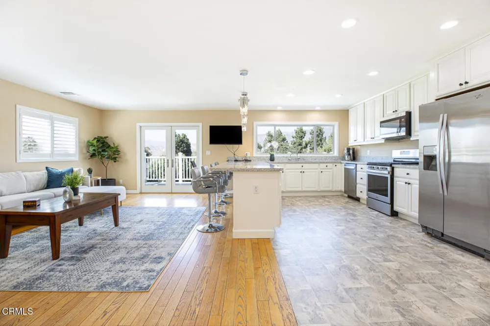 10272 Willow Springs Lane Sunland, CA 91040