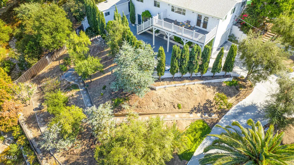 10272 Willow Springs Lane Sunland, CA 91040