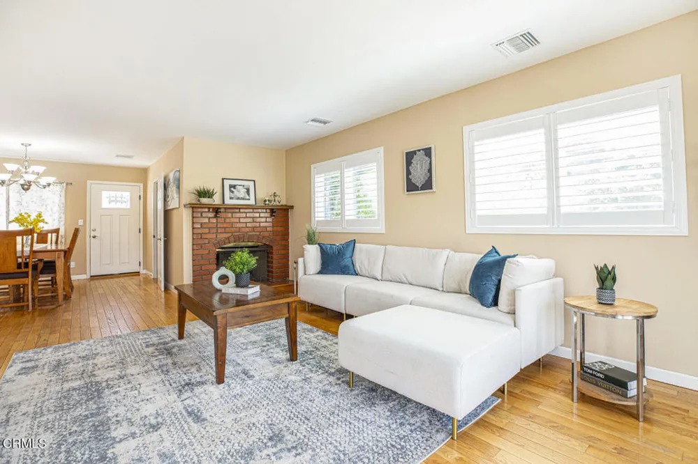 10272 Willow Springs Lane Sunland, CA 91040