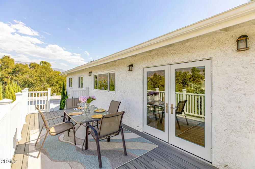 10272 Willow Springs Lane Sunland, CA 91040