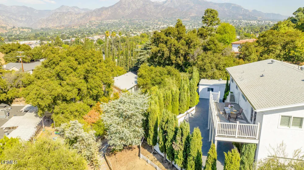 10272 Willow Springs Lane Sunland, CA 91040