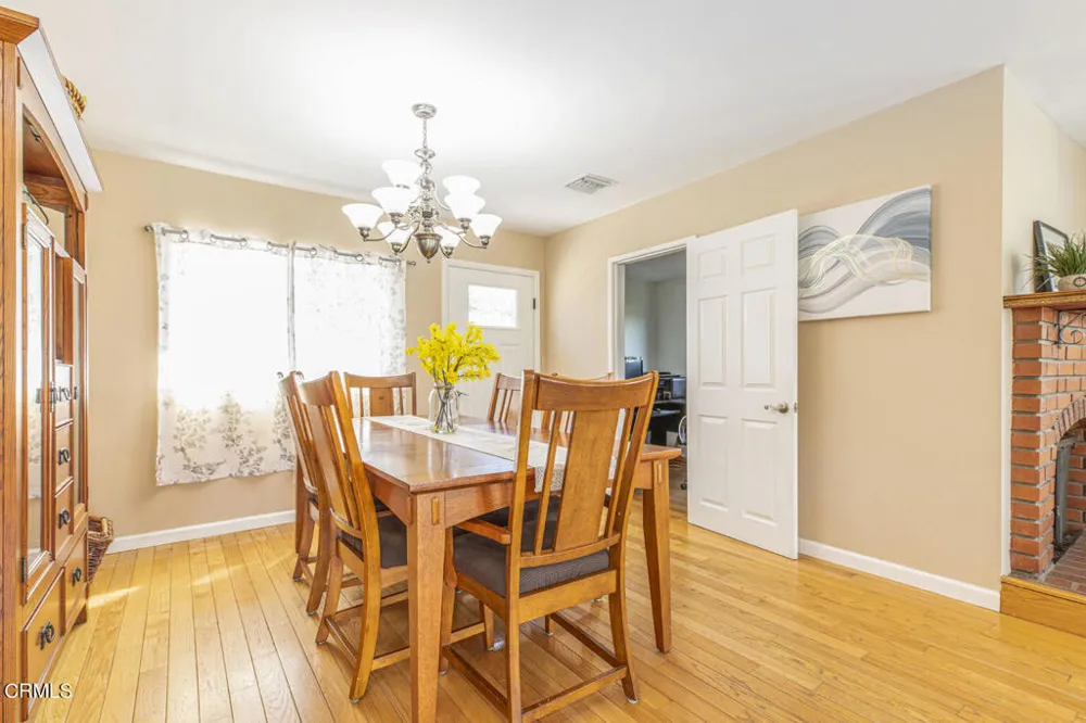 10272 Willow Springs Lane Sunland, CA 91040