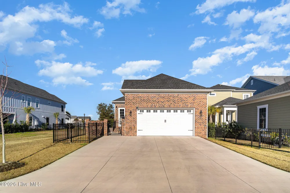 752 Crystal Water Way Myrtle Beach, SC 29579