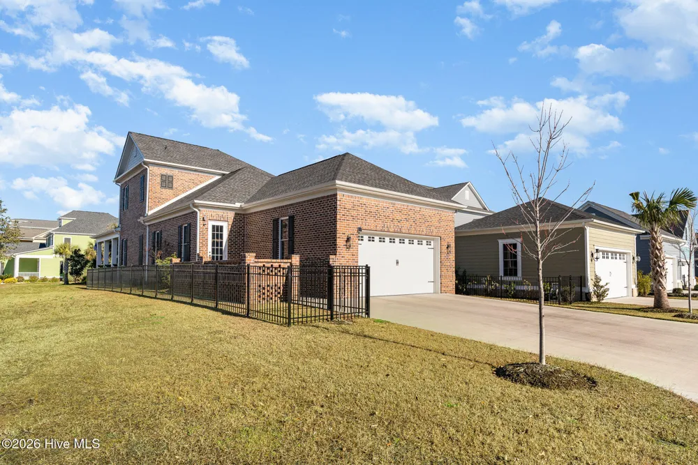 752 Crystal Water Way Myrtle Beach, SC 29579