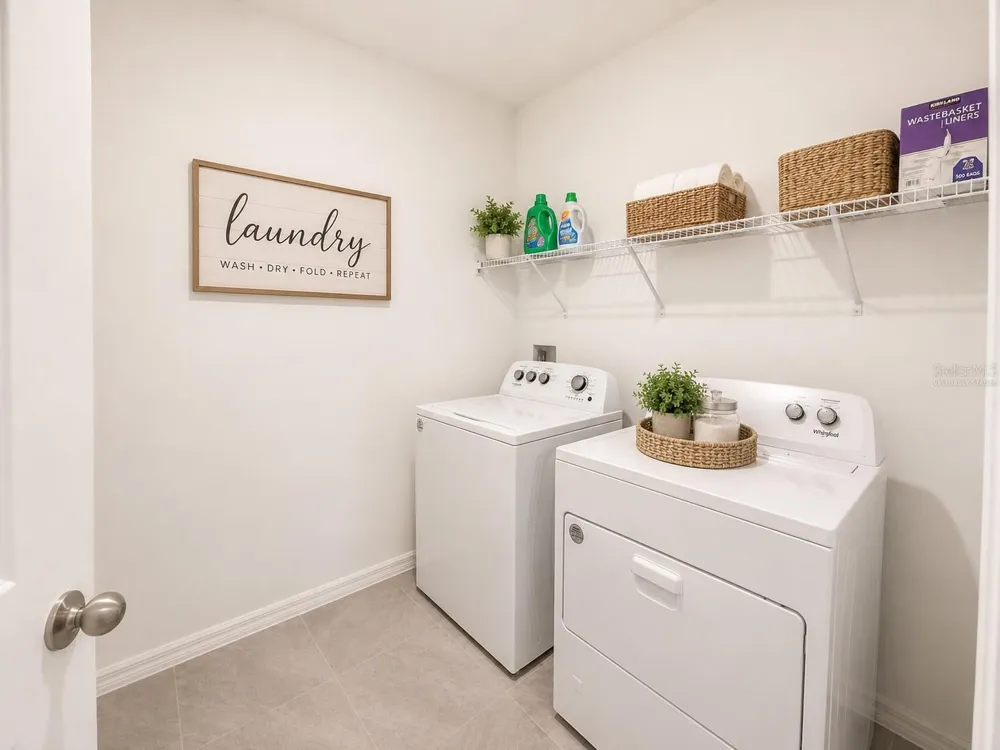 35710 KINSEY POINT Zephyrhills, FL 33541