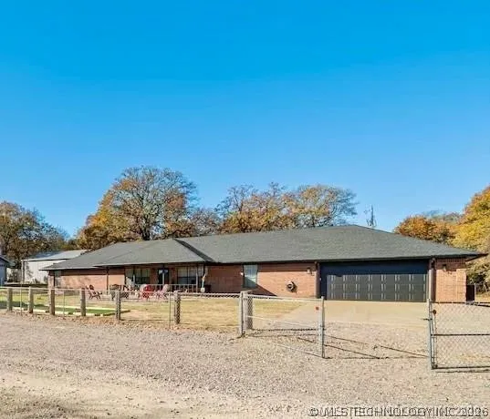 5255 Osborn Road Kingston, OK 73439