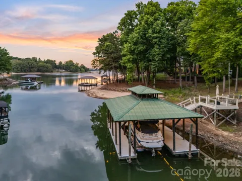 2243 Whiterock Court