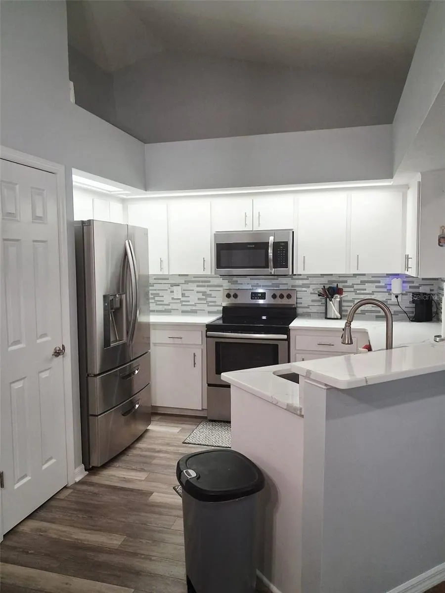 5358 MONTSERRAT DRIVE Lakeland, FL 33812