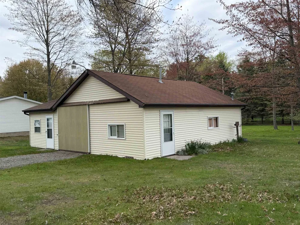 4866 Mikes Drive Caseville Township, MI 48725