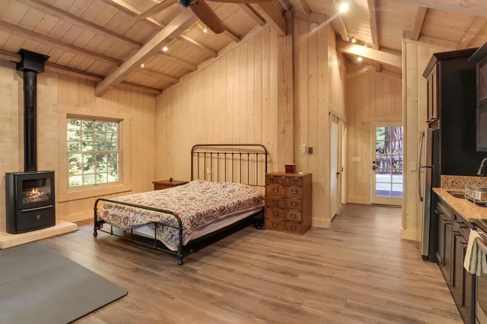 131 Buss Road La Honda, CA 94020