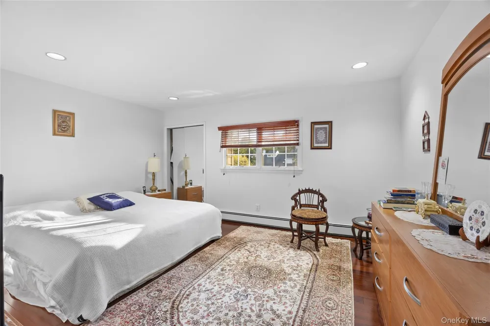 16 Cabriolet Lane Melville, NY 11747