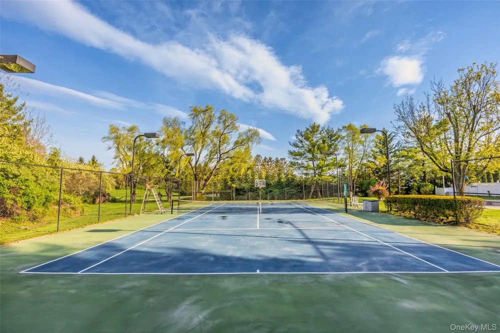 16 Cabriolet Lane Melville, NY 11747