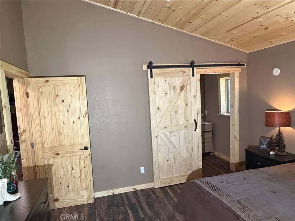 5975 Pine Avenue Angelus Oaks, CA 92305