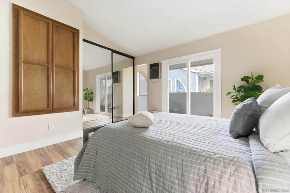 1442 Essex #4 San Diego, CA 92103