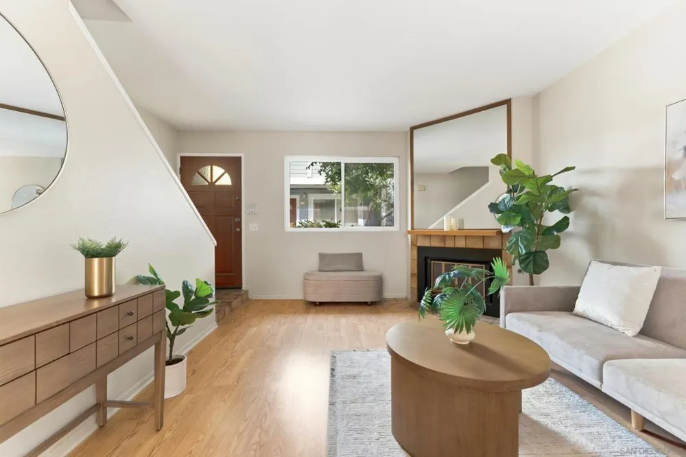 1442 Essex #4 San Diego, CA 92103