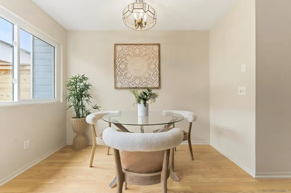 1442 Essex #4 San Diego, CA 92103