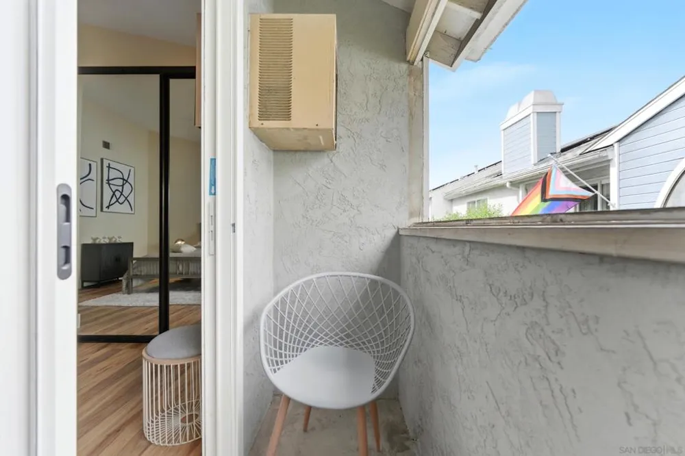 1442 Essex #4 San Diego, CA 92103