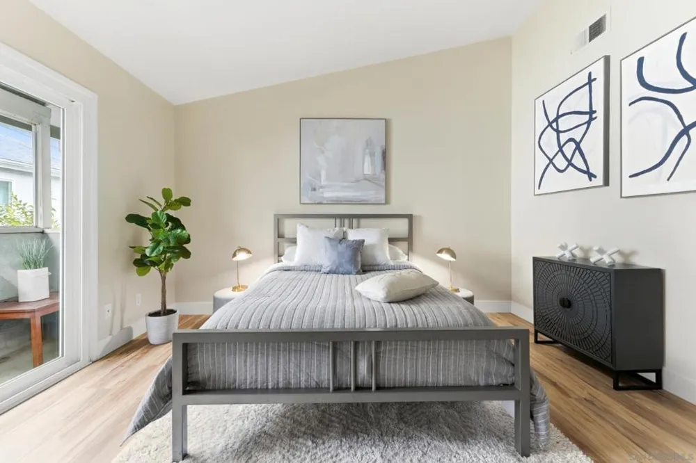1442 Essex #4 San Diego, CA 92103