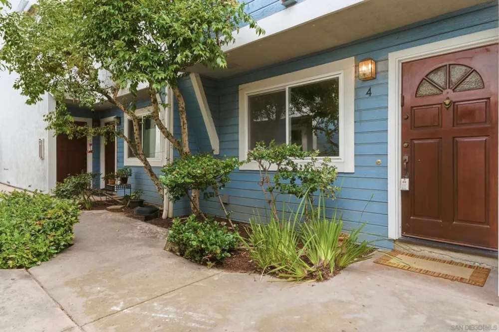 1442 Essex #4 San Diego, CA 92103