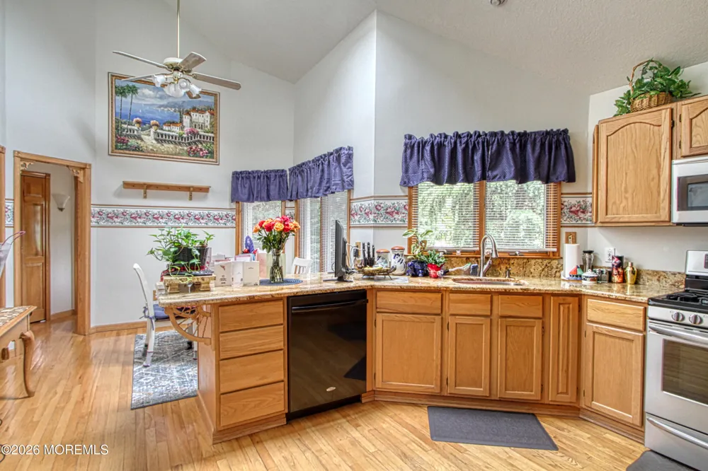 713 Western Boulevard Lanoka Harbor, NJ 08734