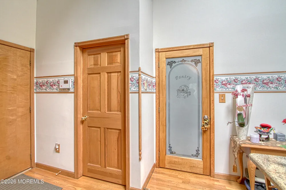 713 Western Boulevard Lanoka Harbor, NJ 08734