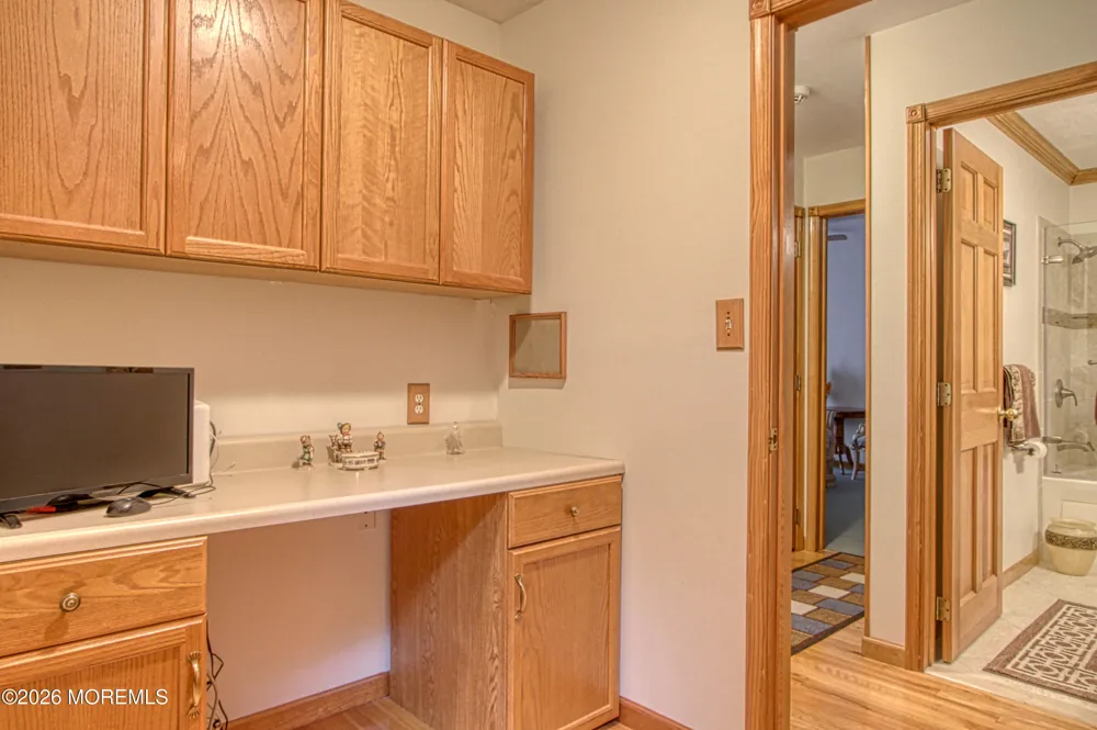 713 Western Boulevard Lanoka Harbor, NJ 08734