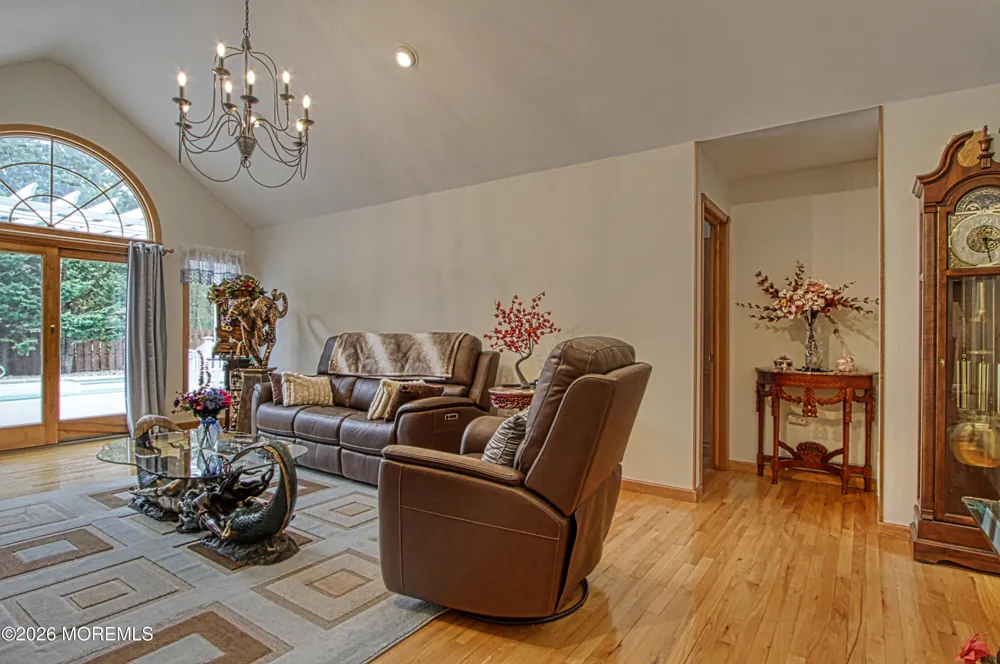 713 Western Boulevard Lanoka Harbor, NJ 08734