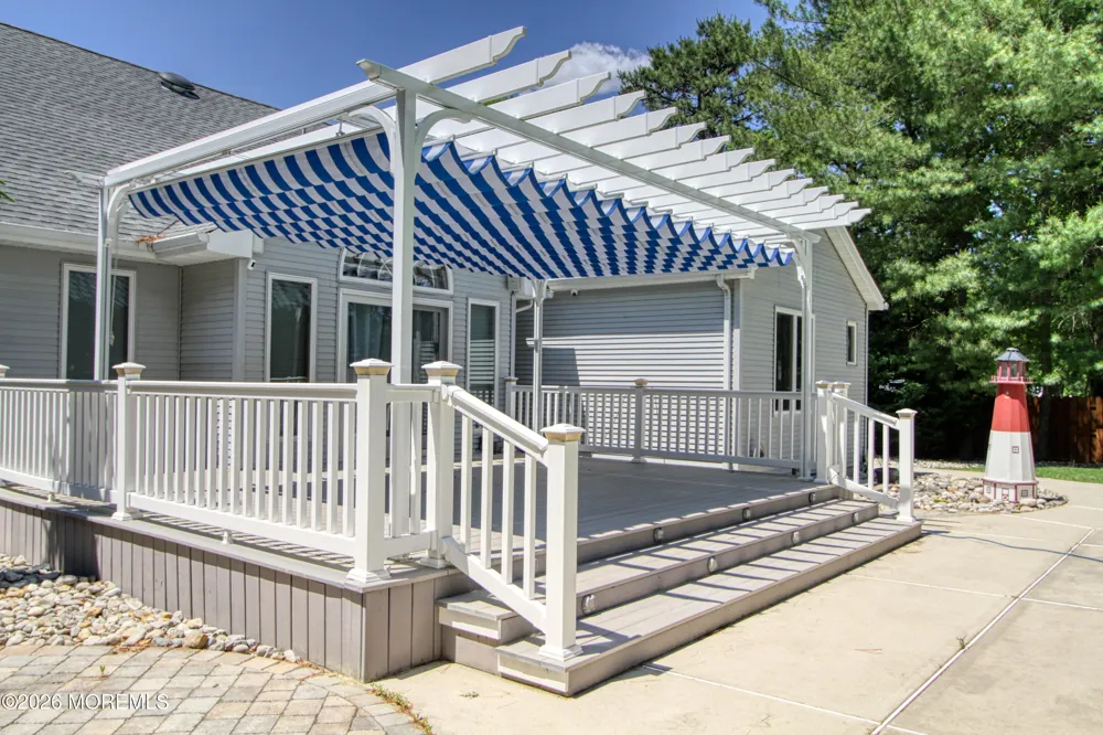 713 Western Boulevard Lanoka Harbor, NJ 08734