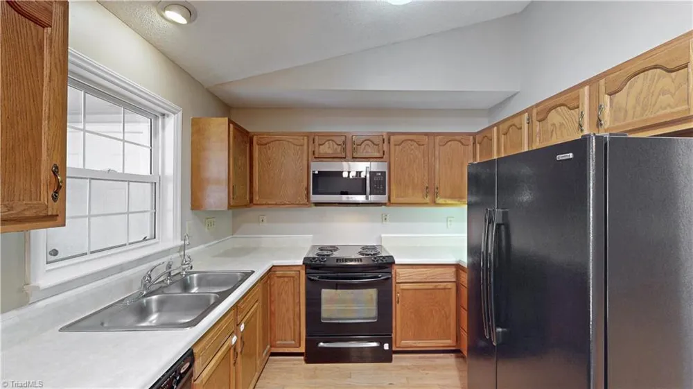 3133 HIGH BRIDGE CIRCLE Jamestown, NC 27285
