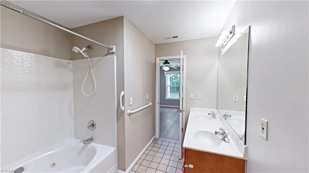 3133 HIGH BRIDGE CIRCLE Jamestown, NC 27285