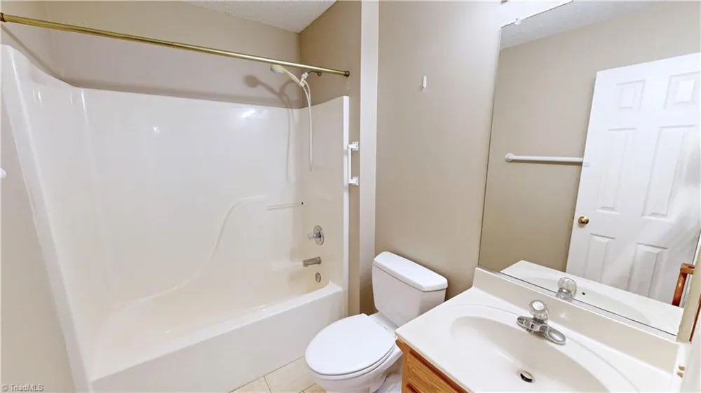 3133 HIGH BRIDGE CIRCLE Jamestown, NC 27285