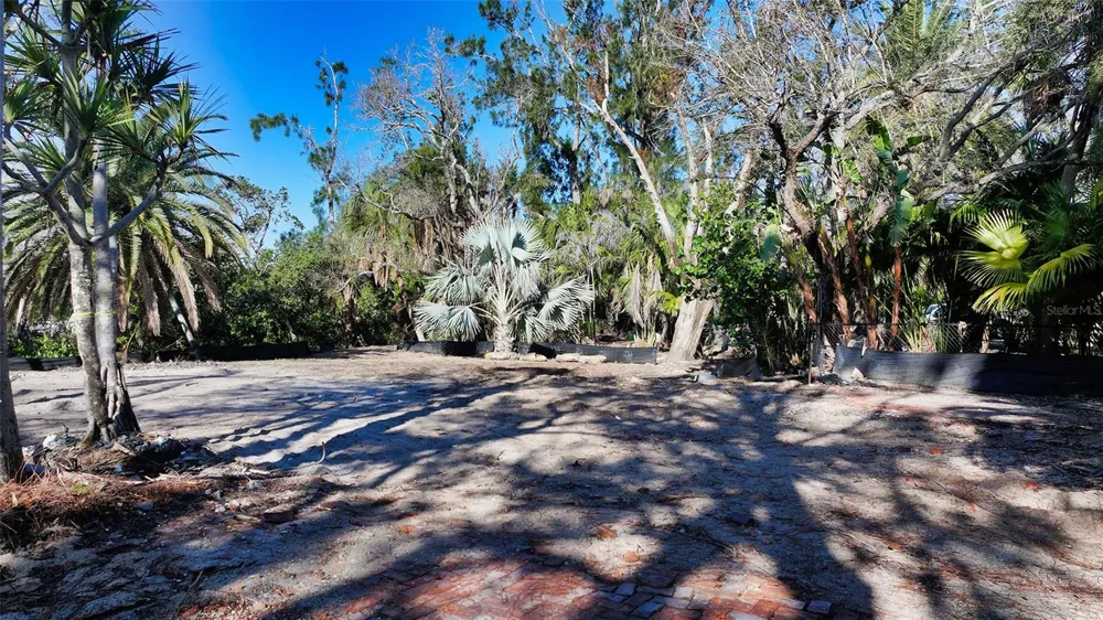 7340 PINE NEEDLE ROAD Sarasota, FL 34242