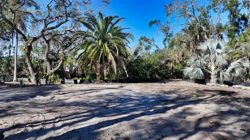 7340 PINE NEEDLE ROAD Sarasota, FL 34242
