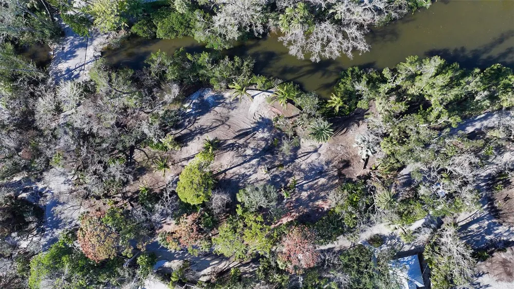 7340 PINE NEEDLE ROAD Sarasota, FL 34242