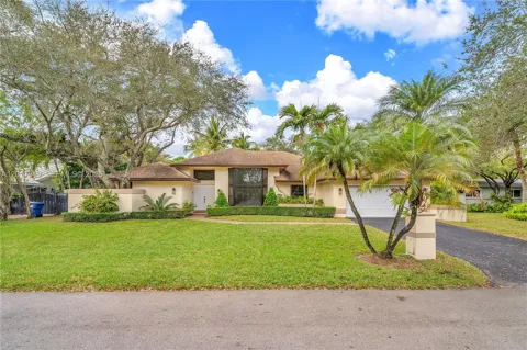 10330 SW 58th Ct