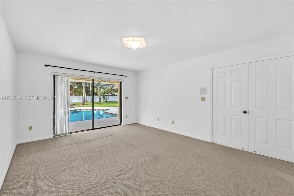 10330 SW 58th Ct Pinecrest, FL 33156