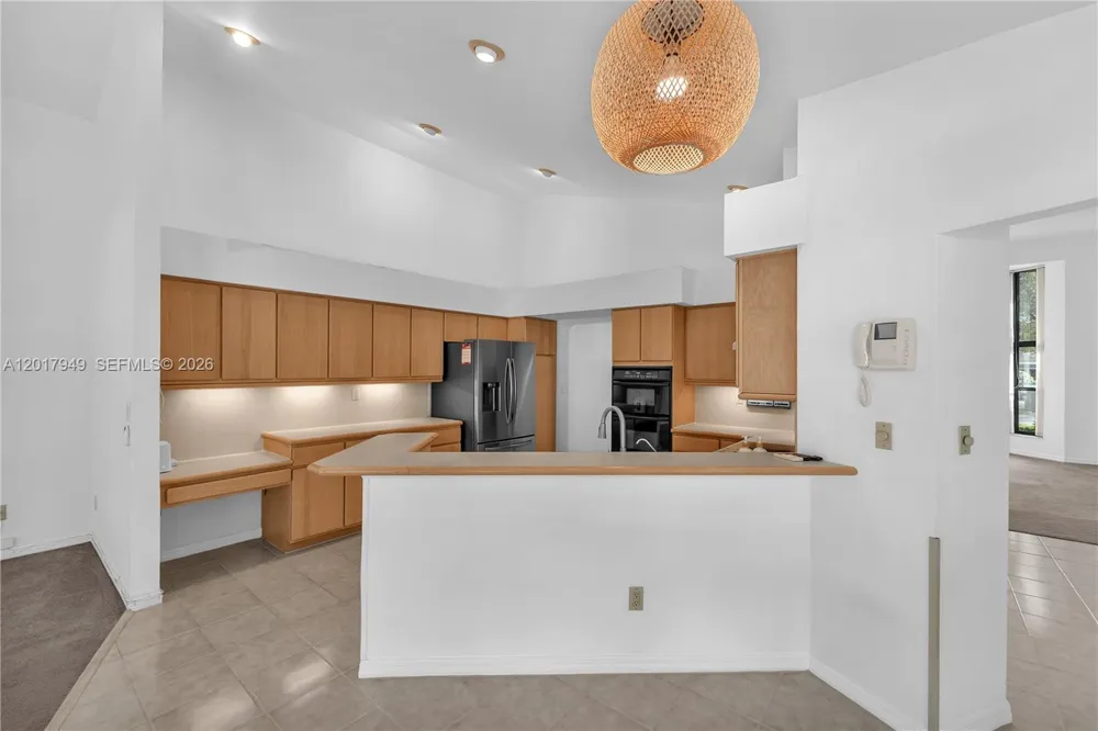 10330 SW 58th Ct Pinecrest, FL 33156