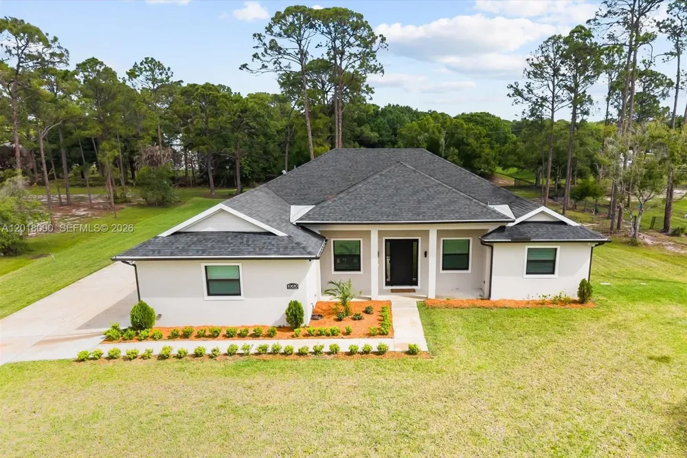 10630 Sugar Pine Dr Fort Pierce, FL 34945